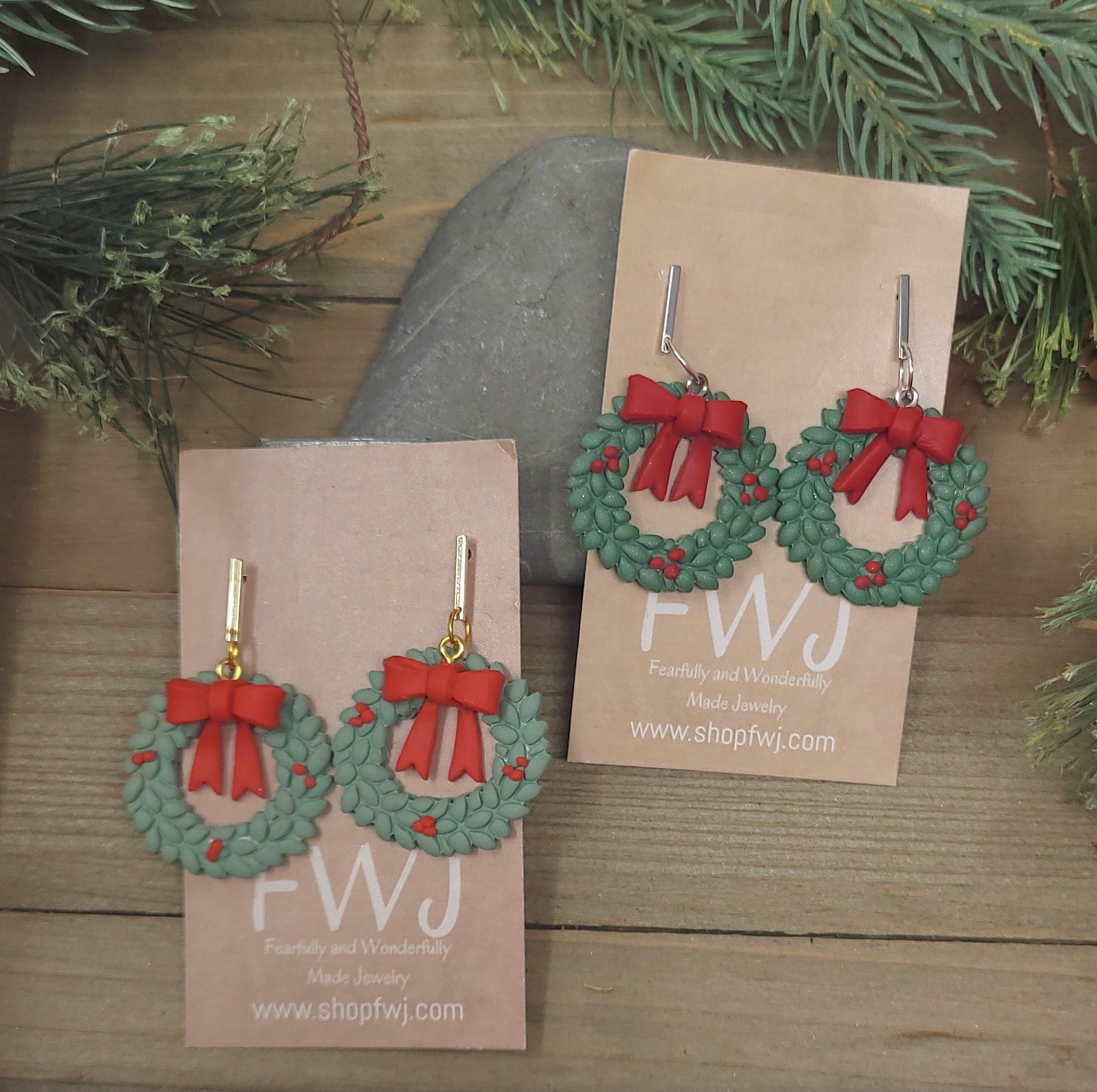 Christmas wreath earrings with red bow/ polymer clay earrings