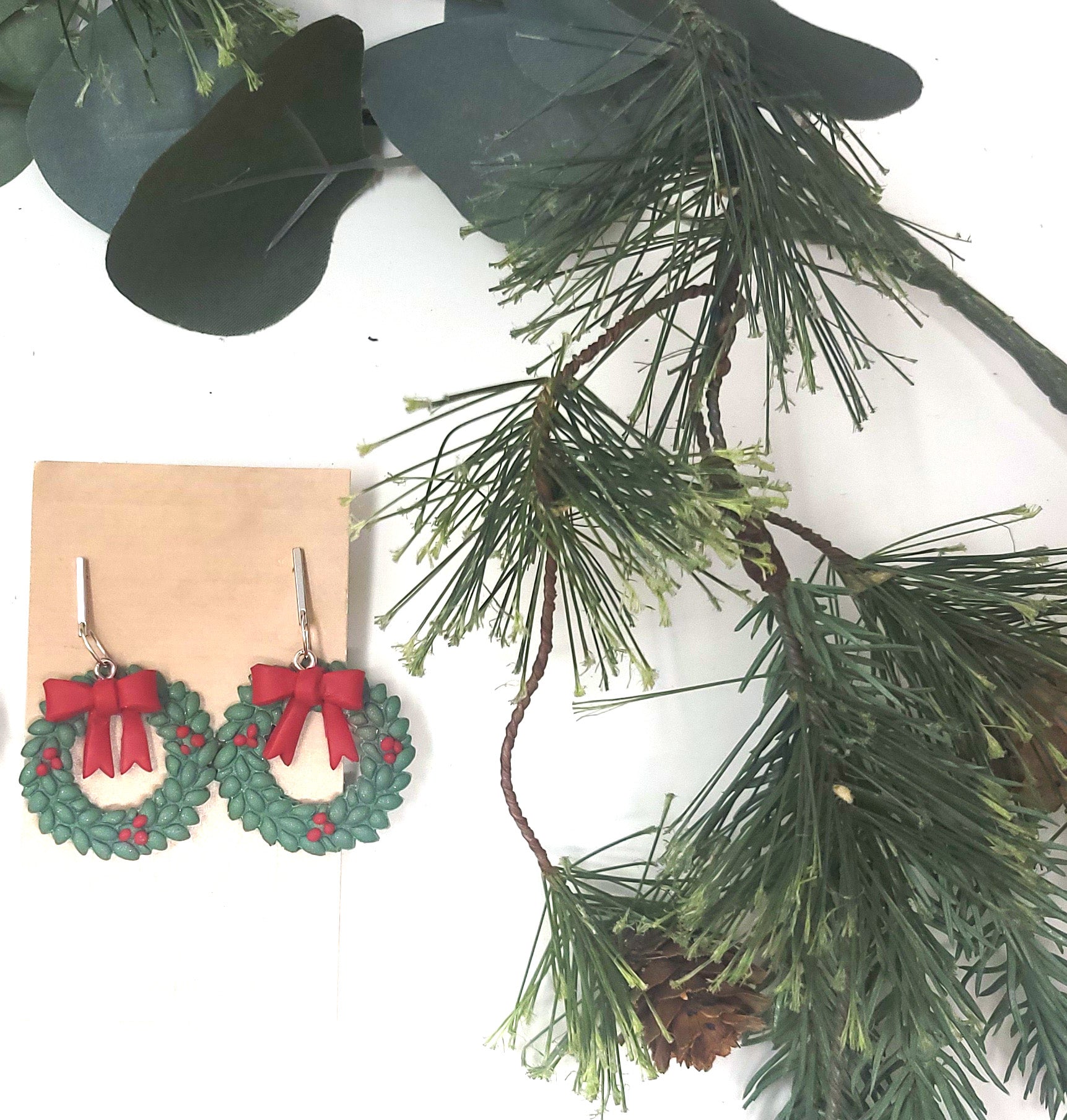 Christmas wreath earrings with red bow/ polymer clay earrings