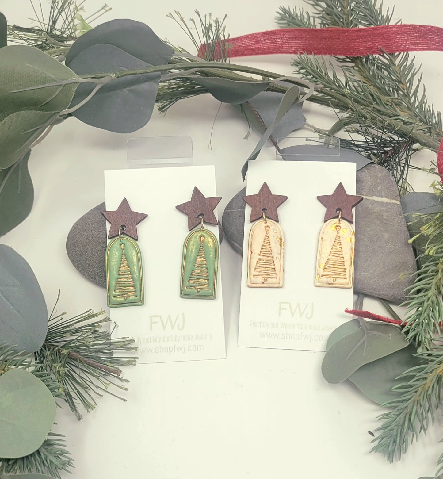 Arched Christmas Tree earrings in green or white